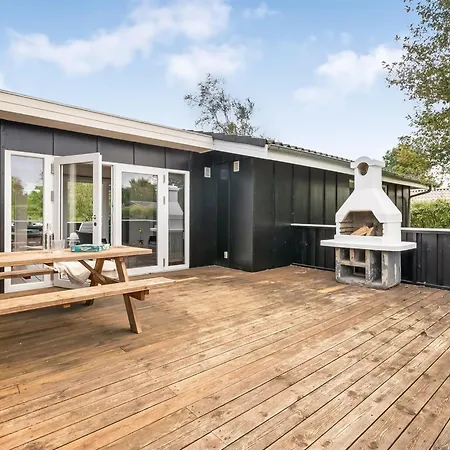 Soeren - 300m From The Sea By Interhome *